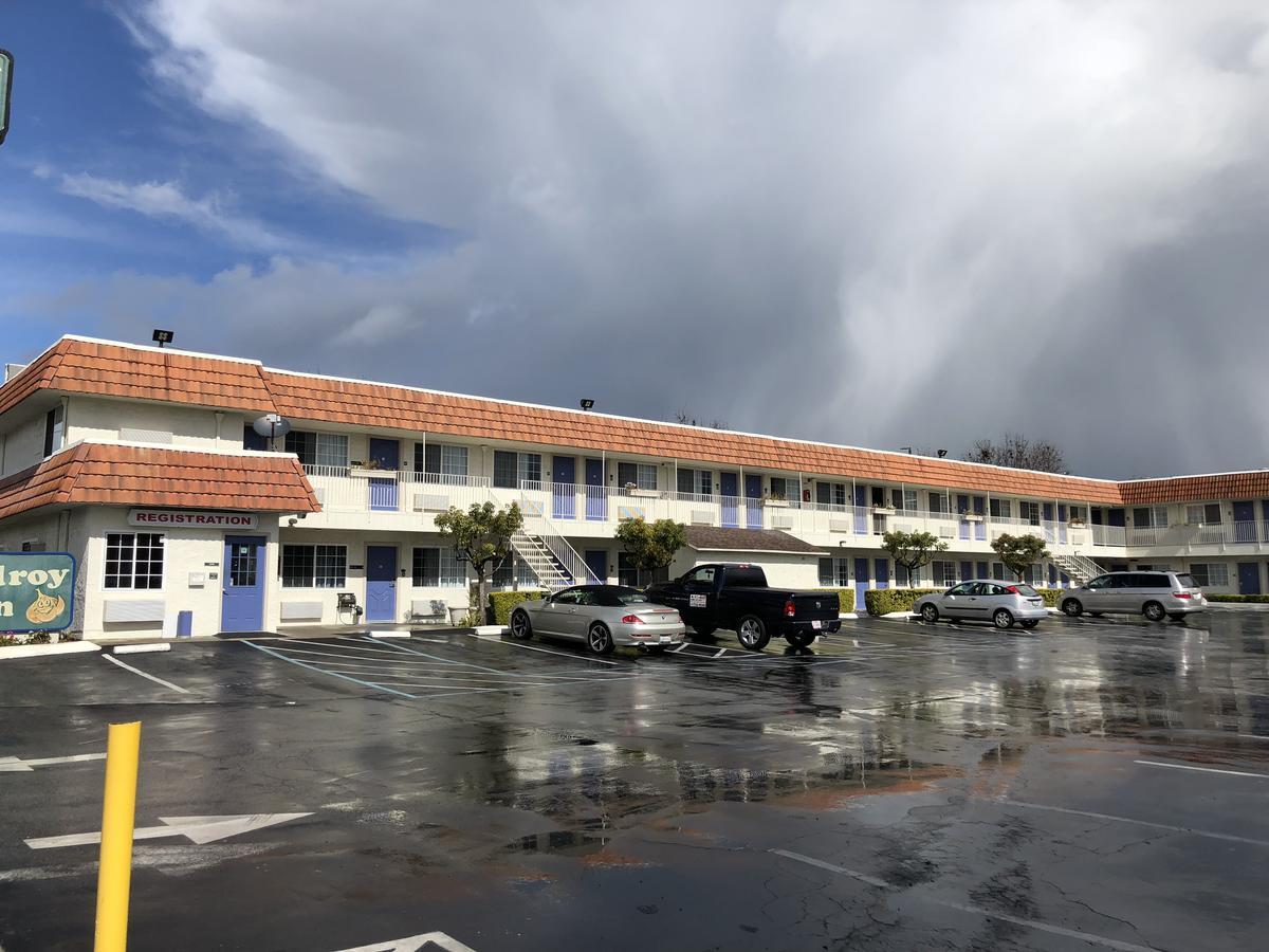 Gilroy Inn Buitenkant foto